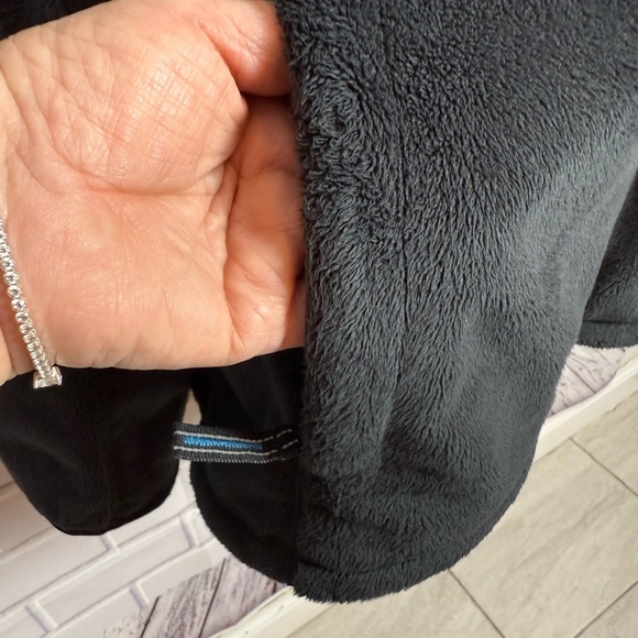 L.L. BEAN Cozy black Teddy Jacket with Plush Texture and Relaxed Fit/size L - Picture 5 of 12